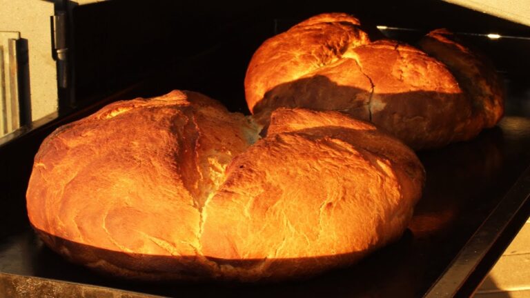 Cómo hacer pan en horno de leña